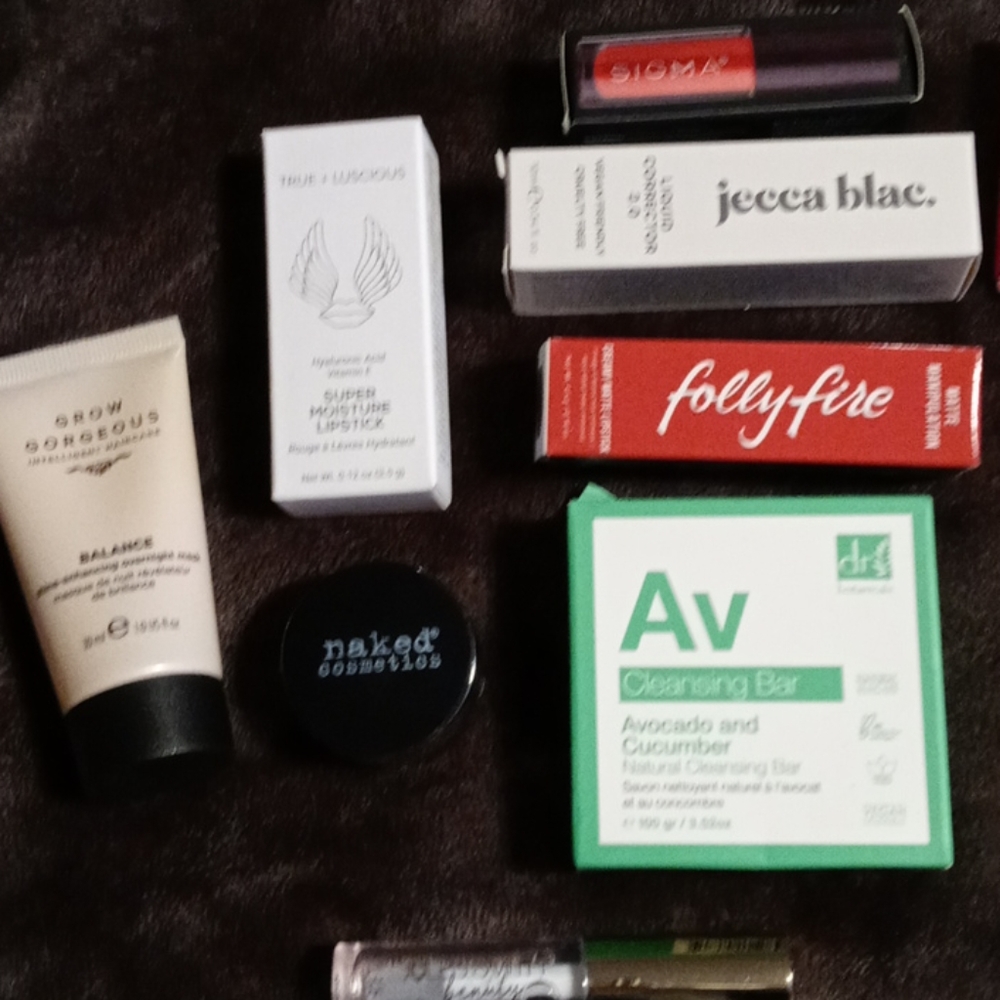 17pcs deluxe beauty bundle + bag & free gift - Picture 2 of 11